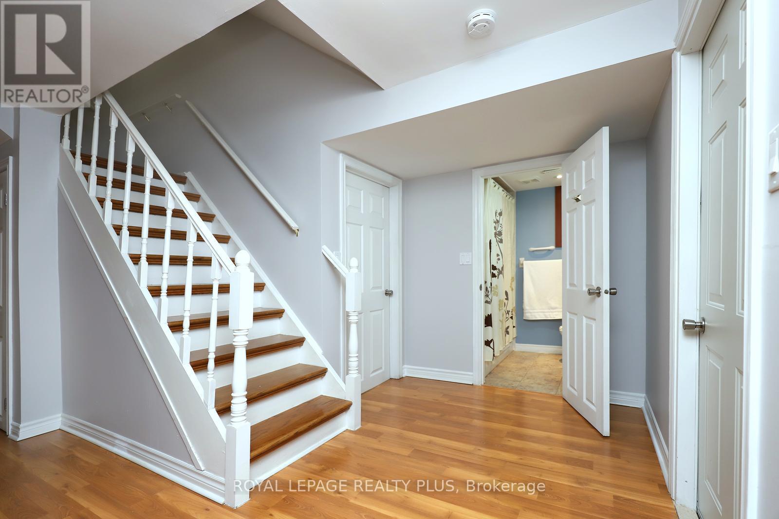 1086 Hedge Drive, Mississauga, Ontario  L4Y 1G2 - Photo 34 - W13011304