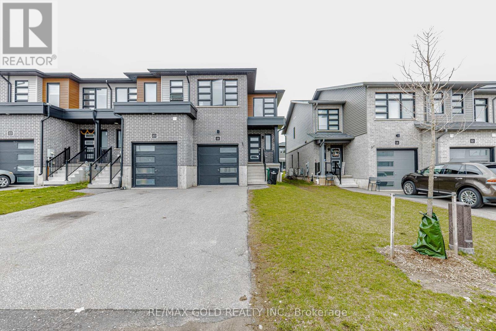 18 WILKINSON AVENUE, Cambridge, Ontario