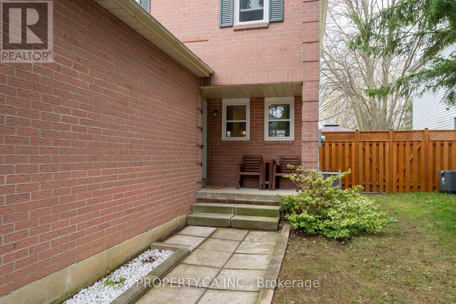 97 D'aubigny Road, Brantford, Ontario  N3T 6J4 - Photo 2 - X13018778