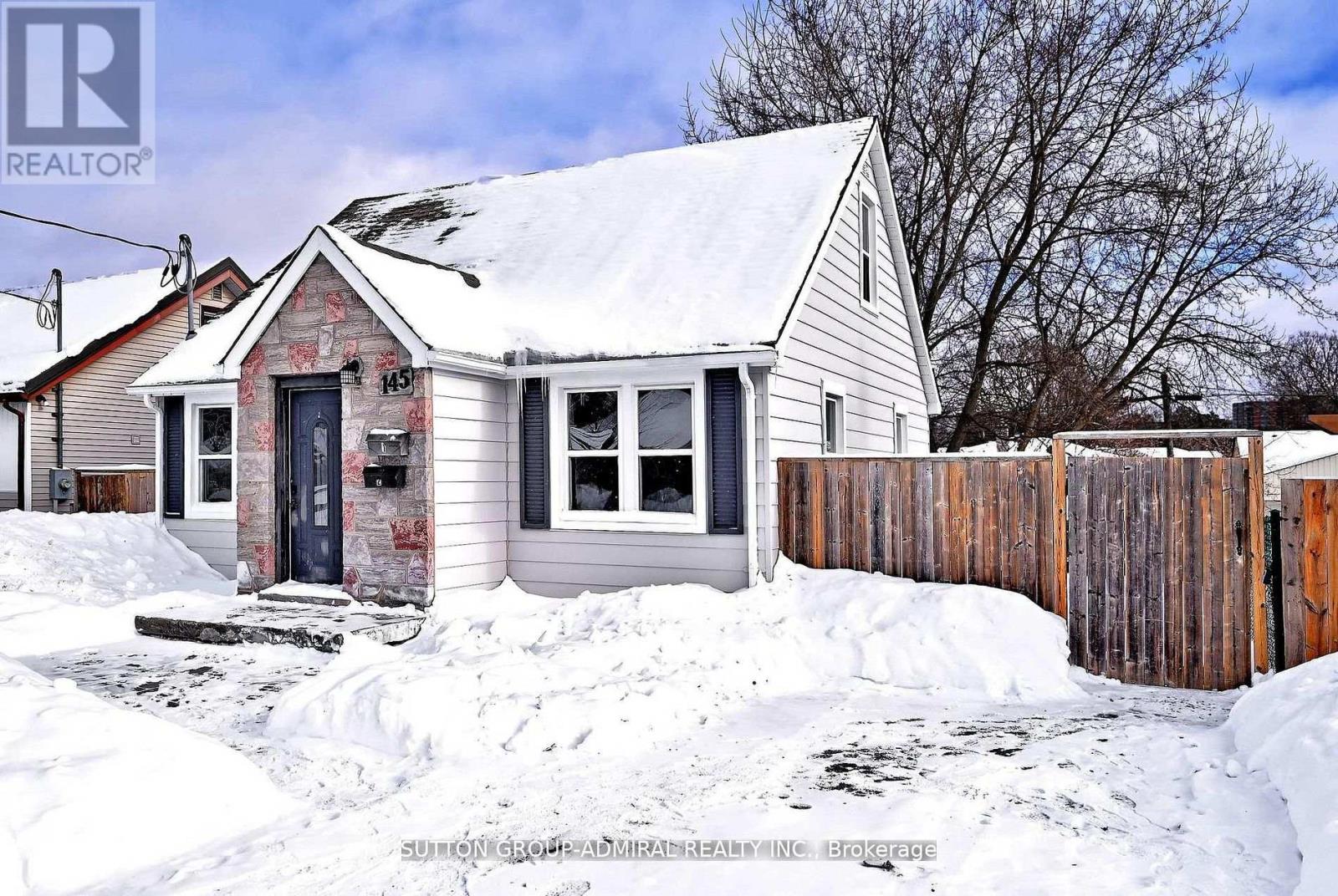 145 Ninth Avenue, Kitchener, Ontario  N2C 1T1 - Photo 2 - X13018820