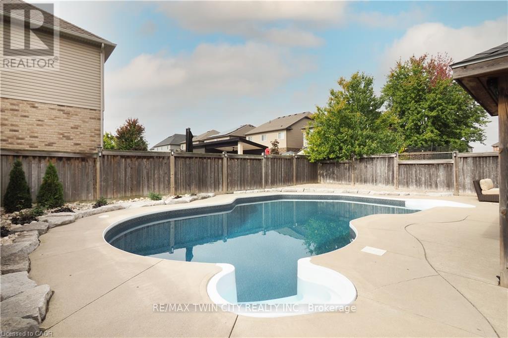 108 Hunsberger Drive, Wilmot, Ontario  N3A 0A5 - Photo 50 - X13018834