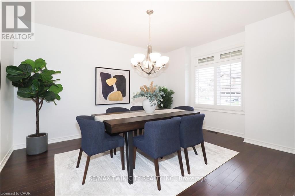 108 Hunsberger Drive, Wilmot, Ontario  N3A 0A5 - Photo 6 - X13018834