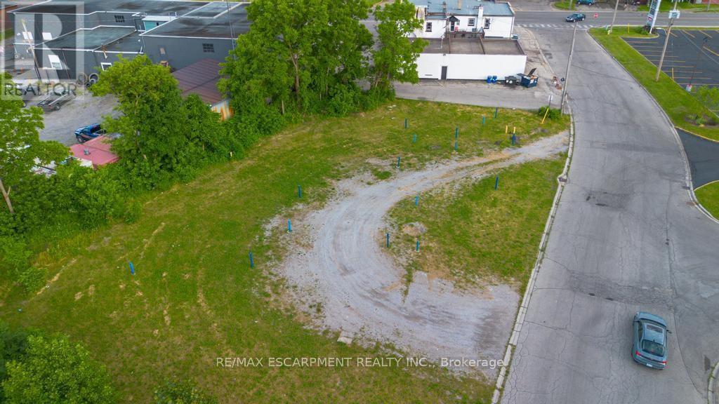 11 Elizabeth Road, Norfolk, Ontario  N3Y 2N6 - Photo 12 - X13018858