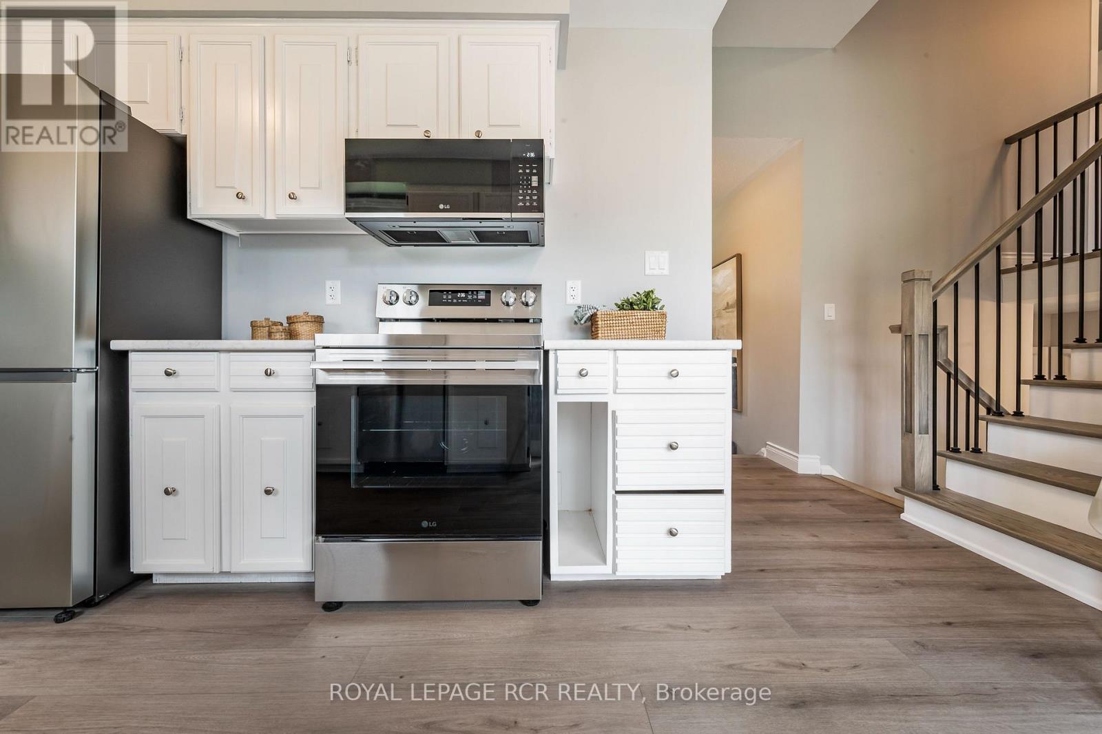 24 Randy Avenue, Mono, Ontario  L9W 2A3 - Photo 4 - X13018904