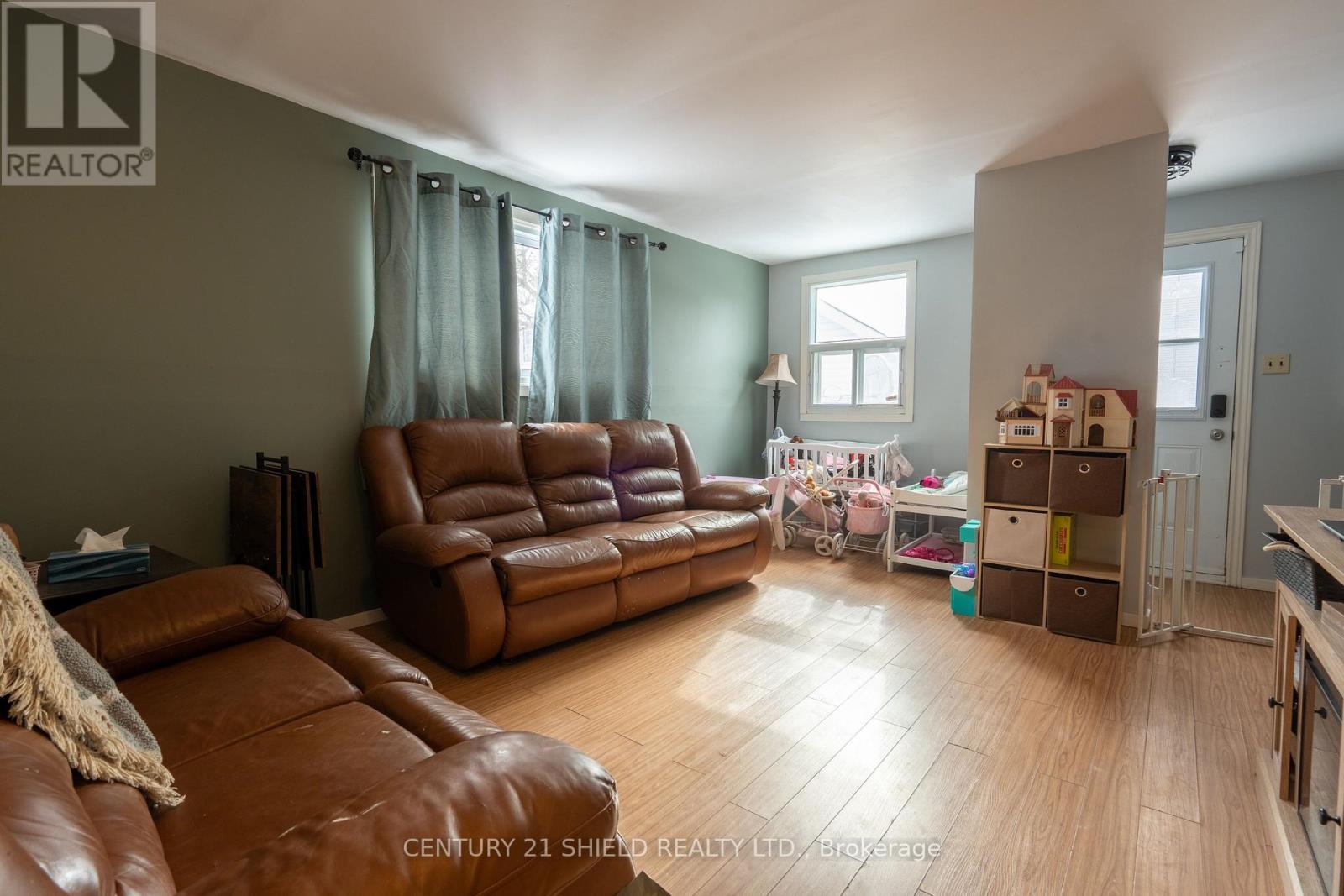 1005 Third Street E, Cornwall, Ontario  K6H 2E9 - Photo 13 - X12891262