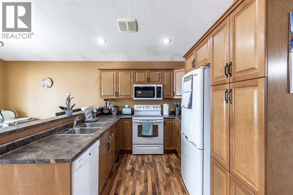 4859 Southlands Drive Se, Medicine Hat, Alberta  T1B 0B9 - Photo 16 - A2299202