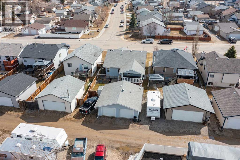 142 Robinson Avenue, Penhold, Alberta  T0M 1R0 - Photo 39 - A2302344