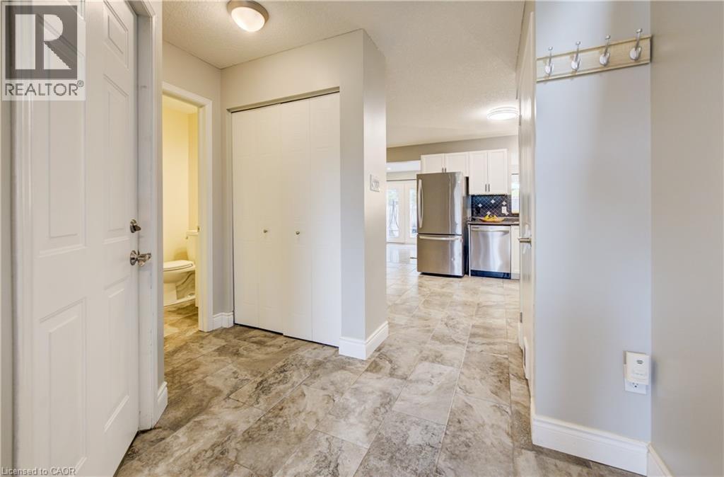 444 Annapolis Court, Waterloo, Ontario  N2K 4E7 - Photo 6 - 40803259