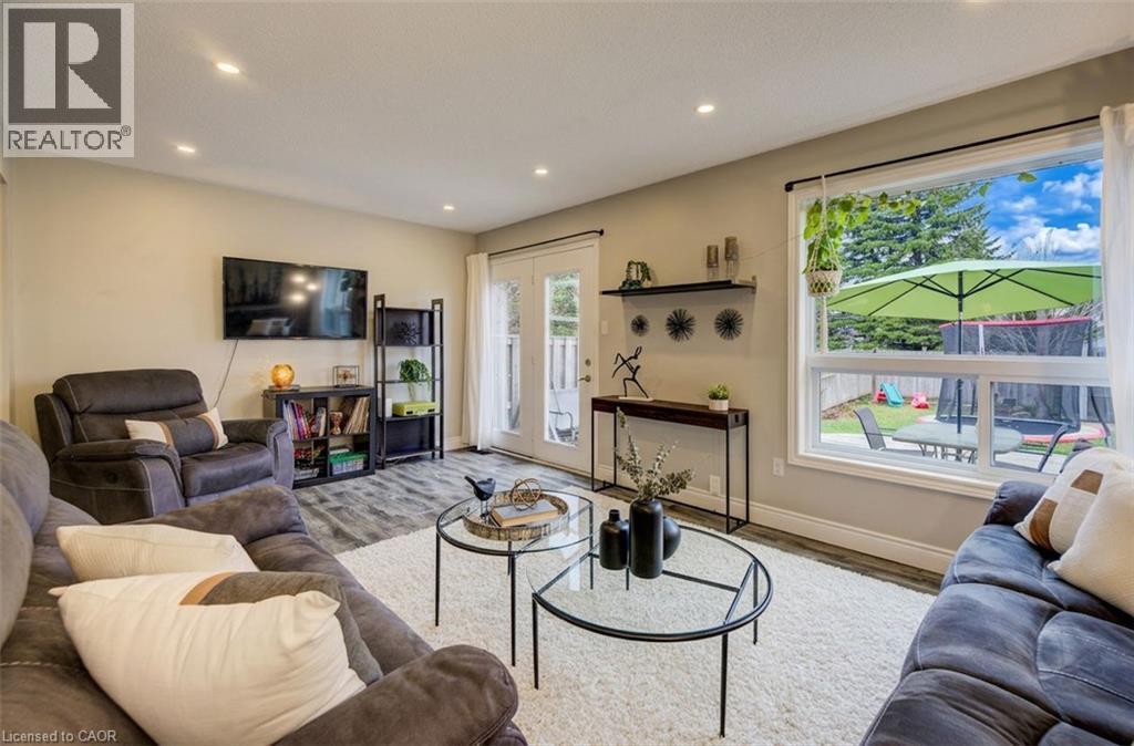 444 ANNAPOLIS Court, Waterloo, Ontario