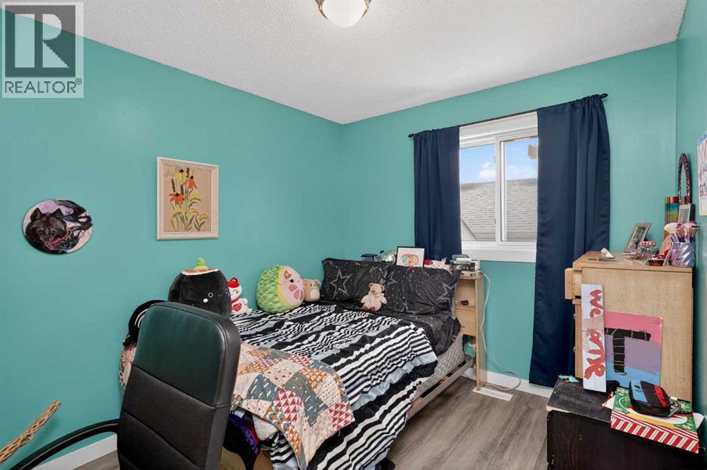 38 Canoe Circle SW, Airdrie, Alberta  T4B 2L6 - Photo 17 - A2288202