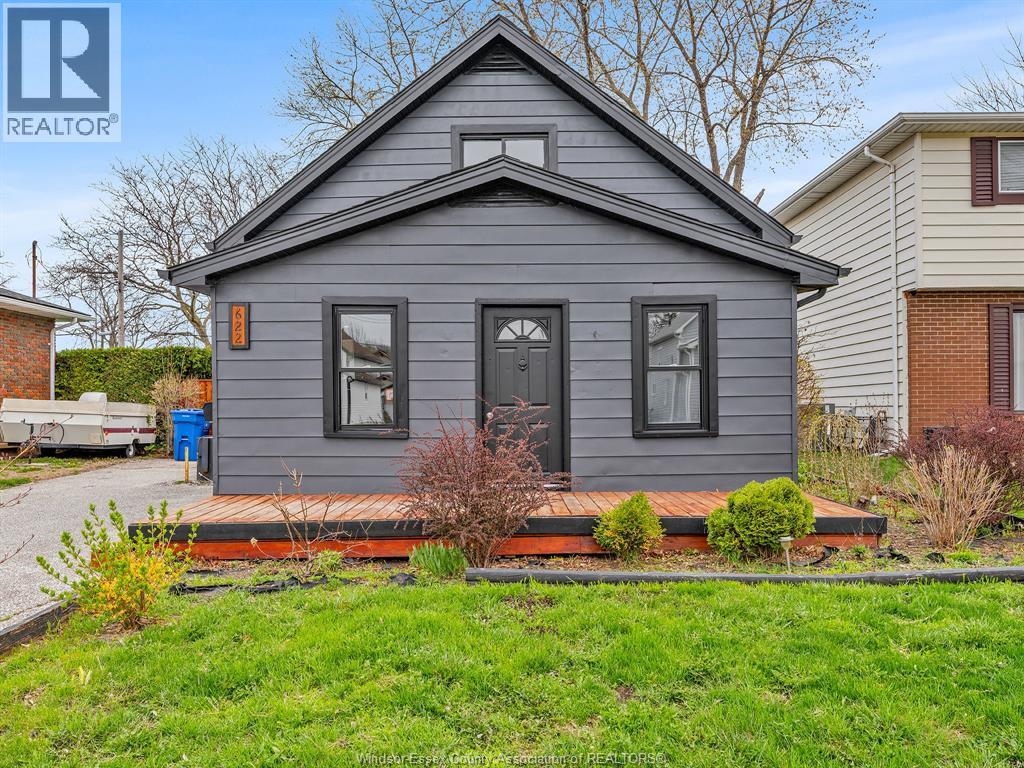 622 Labute Street, Tecumseh, Ontario  N8N 2B3 - Photo 3 - 26008545