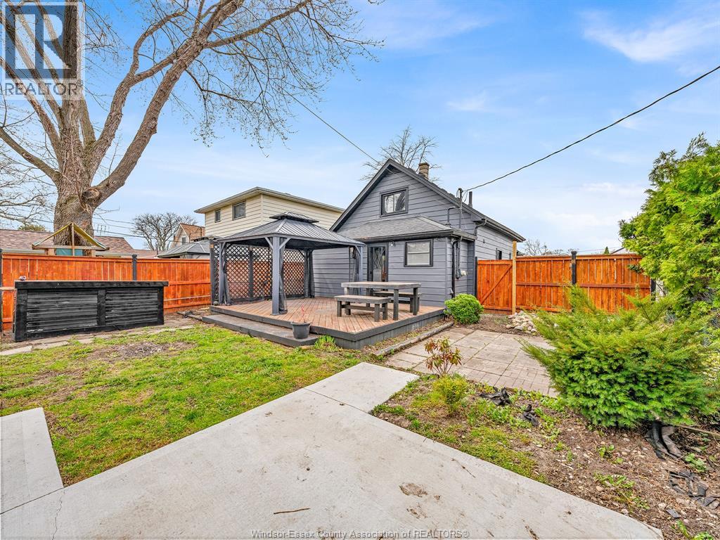 622 Labute Street, Tecumseh, Ontario  N8N 2B3 - Photo 8 - 26008545