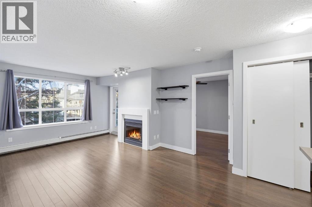 426, 35 Richard Court SW, Calgary, Alberta  T3E 7N9 - Photo 5 - A2292506