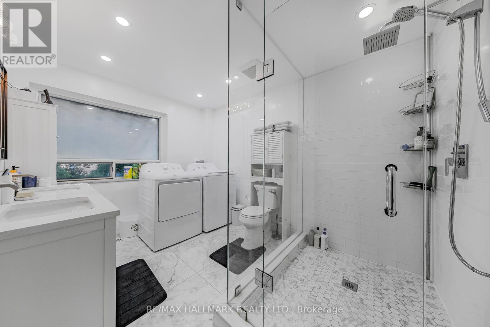 80 Berkinshaw Crescent, Toronto (Banbury-Don Mills), Ontario  M3B 2T2 - Photo 28 - C13018776