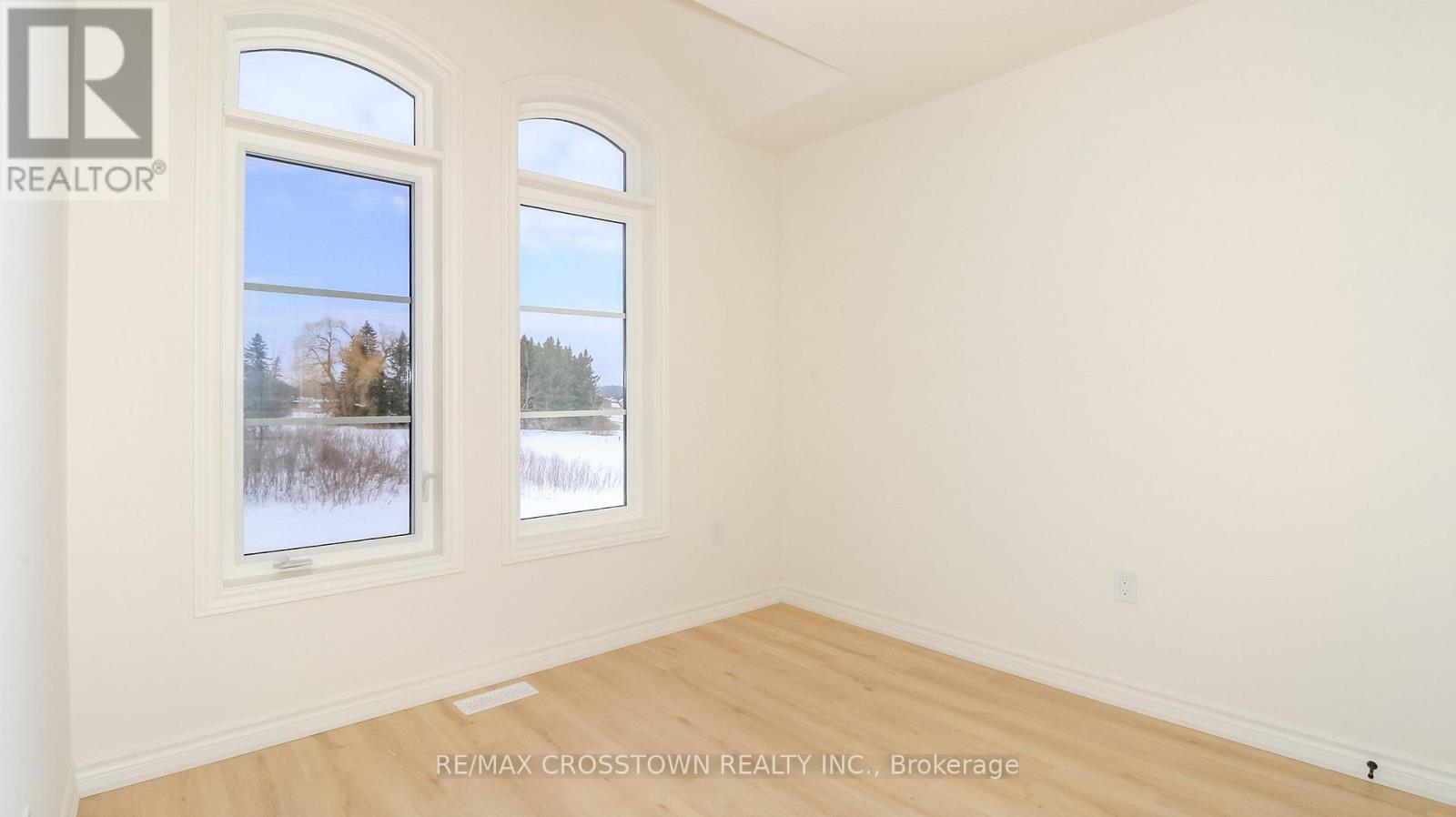 (Unit 6) - 1227 Corm Street, Innisfil, Ontario  L9S 4T9 - Photo 25 - N13006500