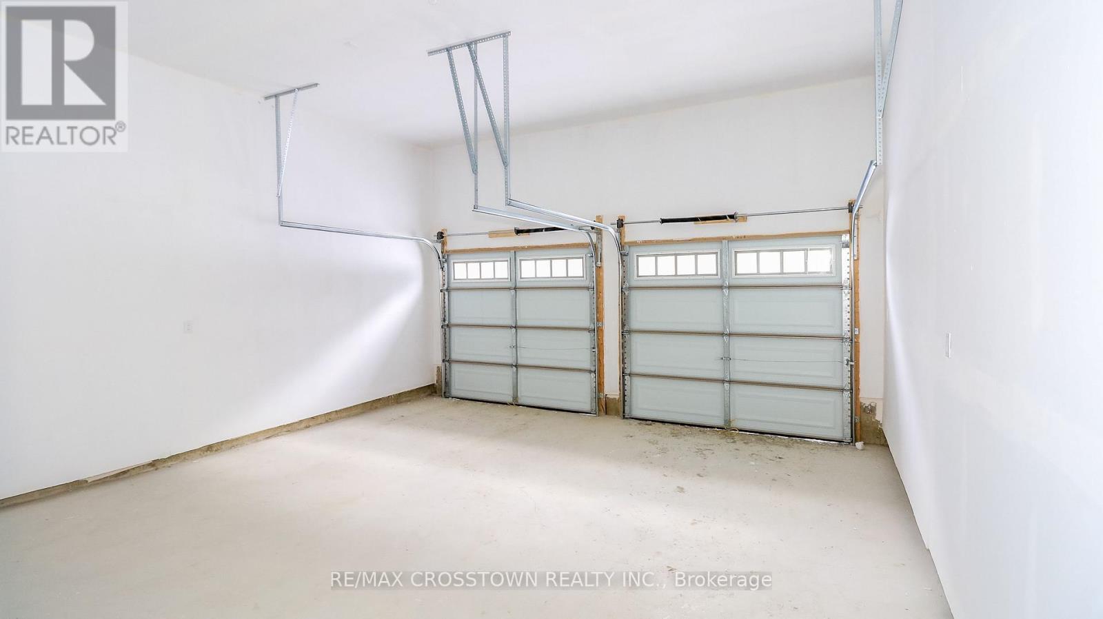 (Unit 6) - 1227 Corm Street, Innisfil, Ontario  L9S 4T9 - Photo 34 - N13006500