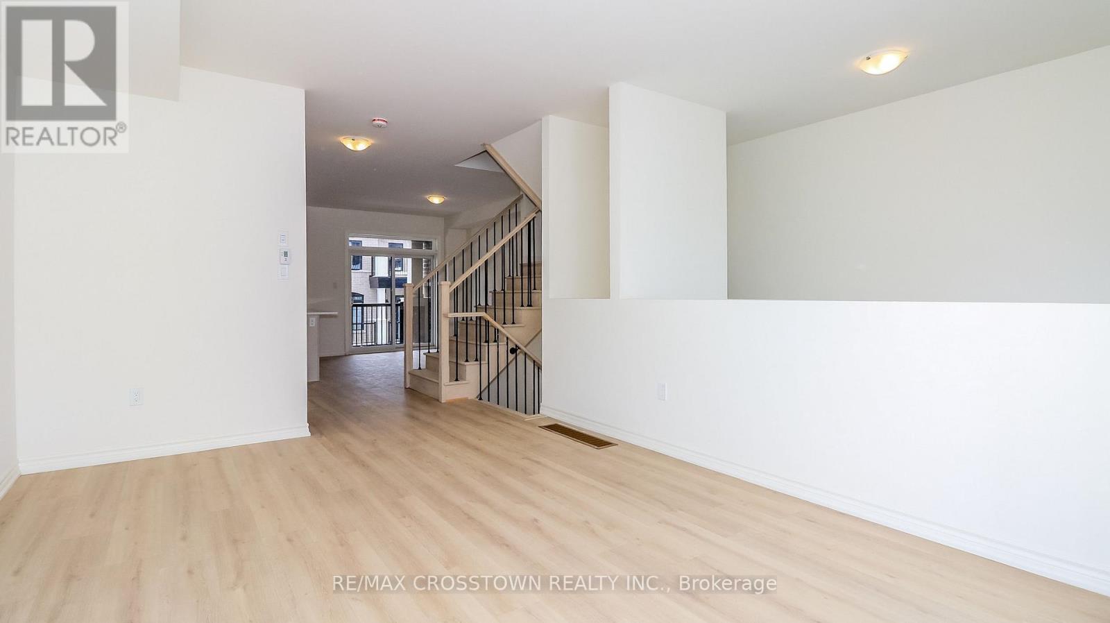 (Unit 6) - 1227 Corm Street, Innisfil, Ontario  L9S 4T9 - Photo 12 - N13006500