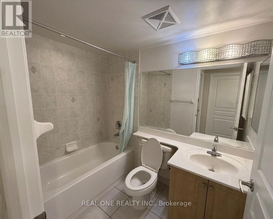 1203 - 310 Red Maple Road, Richmond Hill, Ontario  L4C 0T7 - Photo 10 - N12801498