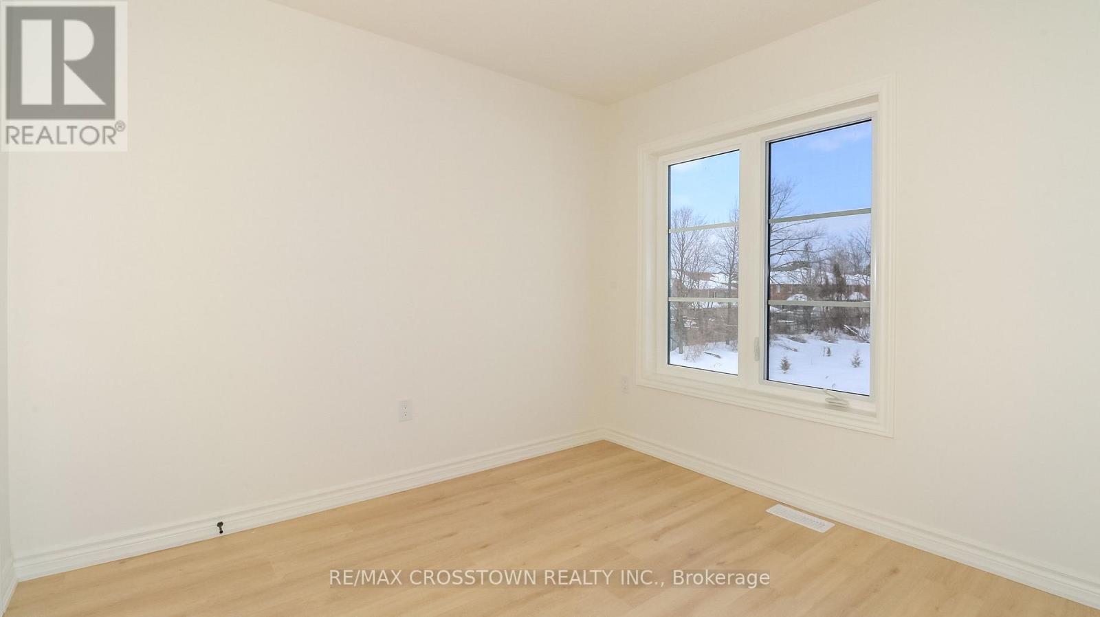 (Unit 6) - 1227 Corm Street, Innisfil, Ontario  L9S 4T9 - Photo 23 - N13006500