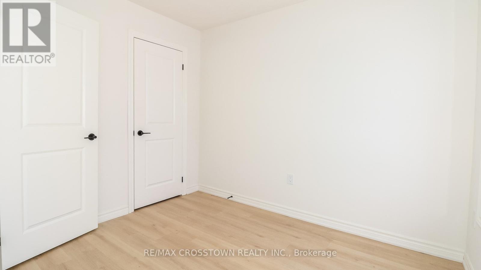 (Unit 6) - 1227 Corm Street, Innisfil, Ontario  L9S 4T9 - Photo 24 - N13006500