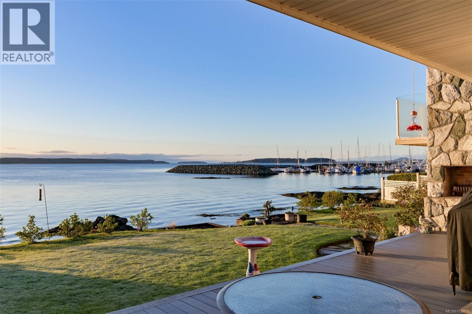 2543 Shoreacres Rd, Sidney, British Columbia  V8L 2E3 - Photo 22 - 1032771