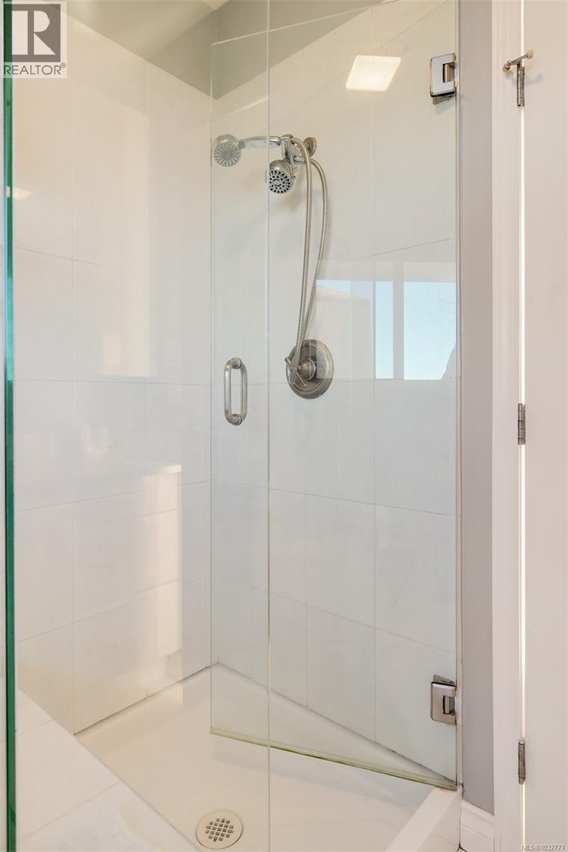 2543 Shoreacres Rd, Sidney, British Columbia  V8L 2E3 - Photo 29 - 1032771