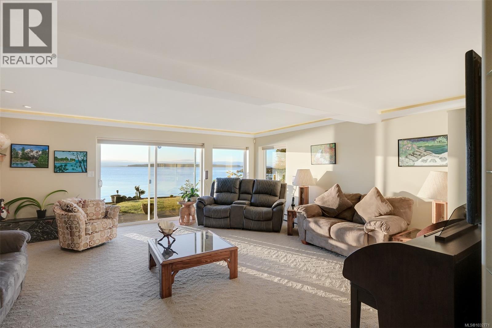 2543 Shoreacres Rd, Sidney, British Columbia  V8L 2E3 - Photo 43 - 1032771