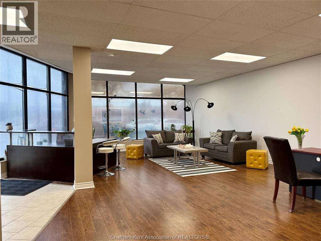 53 St. Clair STREET, Chatham, Ontario