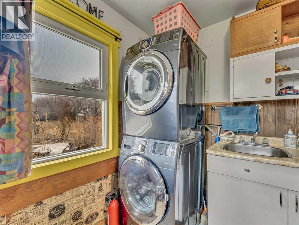 112079 Township Road 100, Bow Island, Alberta  T0K 0G0 - Photo 8 - A2291110