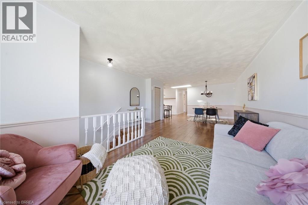 10 Clara Crescent, Brantford, Ontario  N3S 7C7 - Photo 9 - 40815330