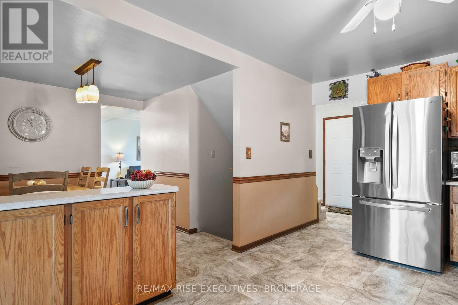 127 Nicholson Crescent, Loyalist, Ontario  K7N 1W9 - Photo 16 - X13019090