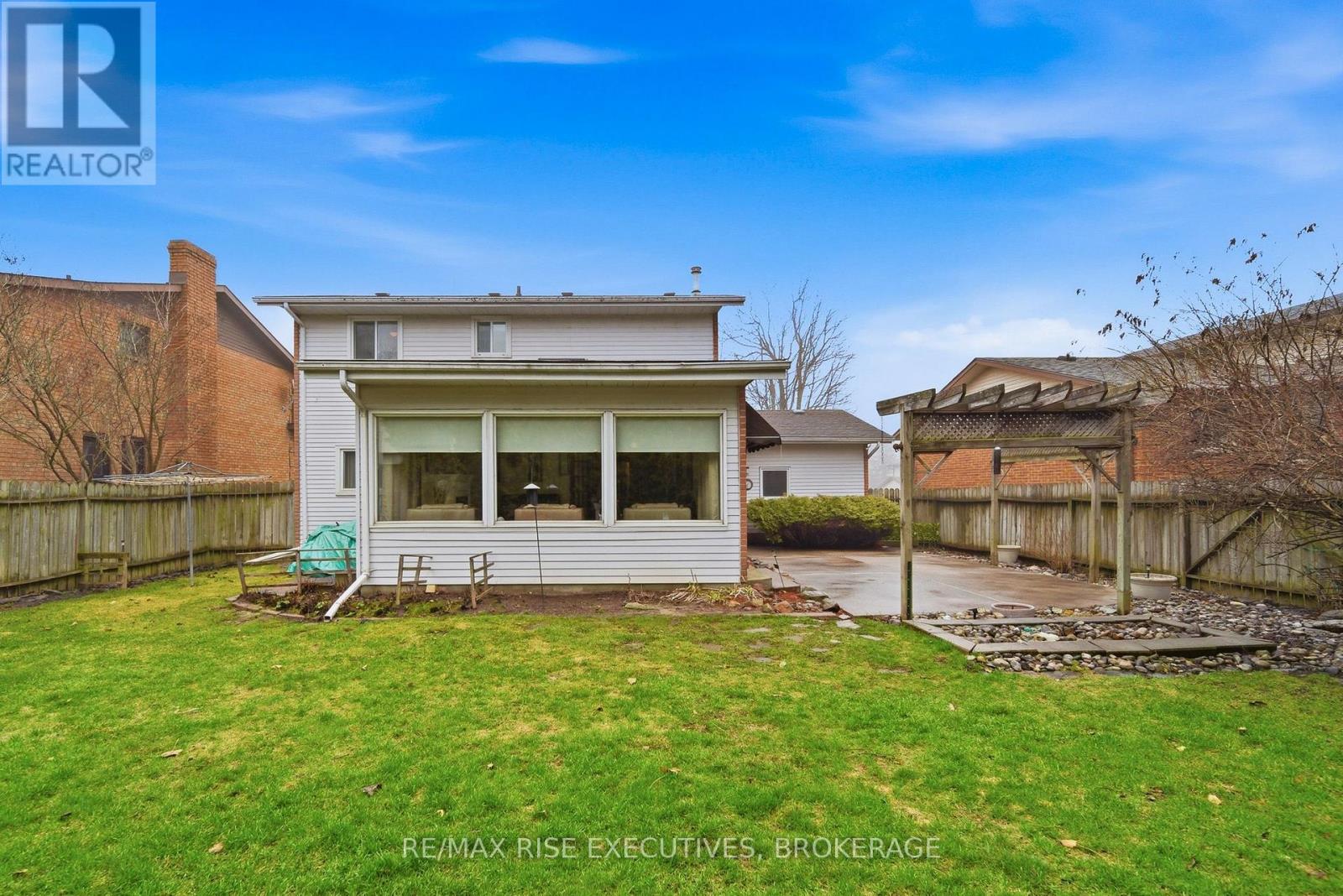 127 Nicholson Crescent, Loyalist, Ontario  K7N 1W9 - Photo 38 - X13019090