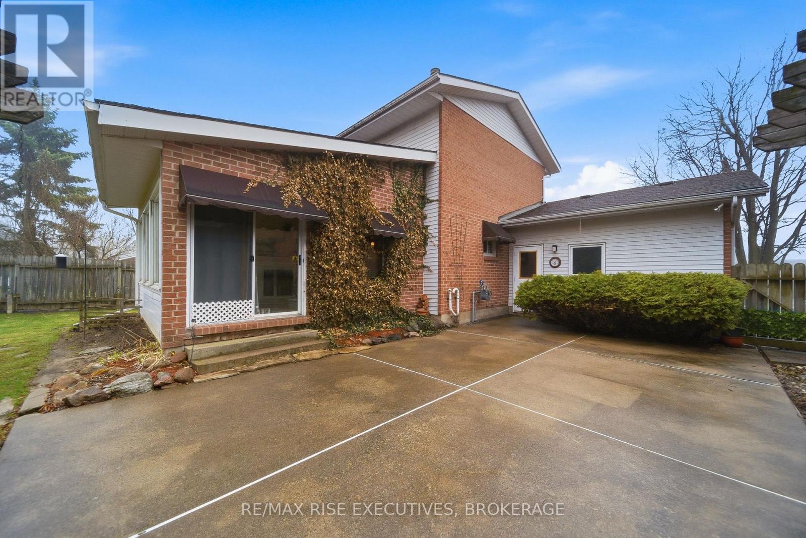 127 Nicholson Crescent, Loyalist, Ontario  K7N 1W9 - Photo 40 - X13019090