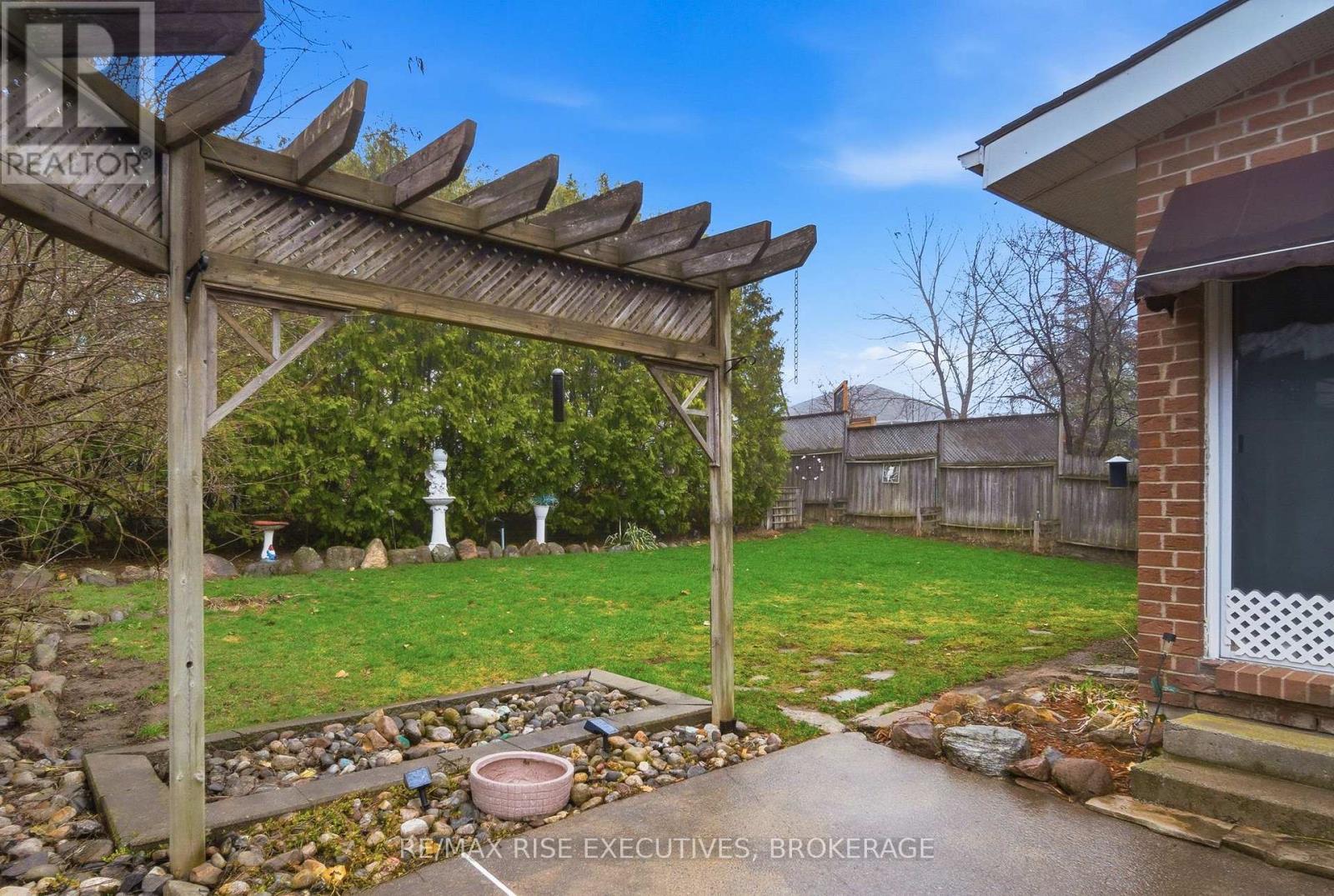 127 Nicholson Crescent, Loyalist, Ontario  K7N 1W9 - Photo 42 - X13019090