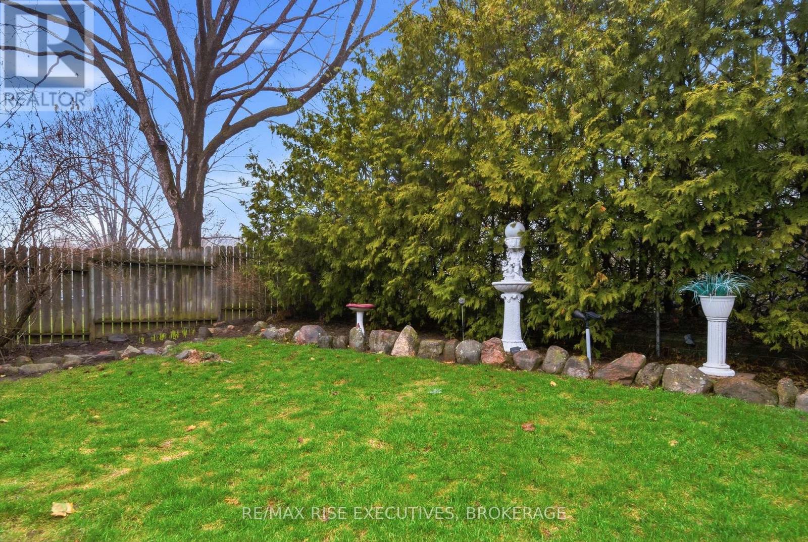 127 Nicholson Crescent, Loyalist, Ontario  K7N 1W9 - Photo 45 - X13019090