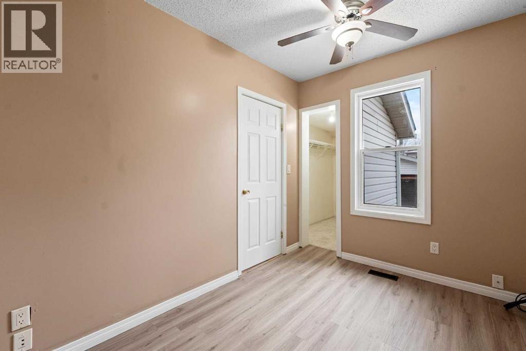 4901 45 Street, Camrose, Alberta  T4V 1E3 - Photo 15 - A2288612