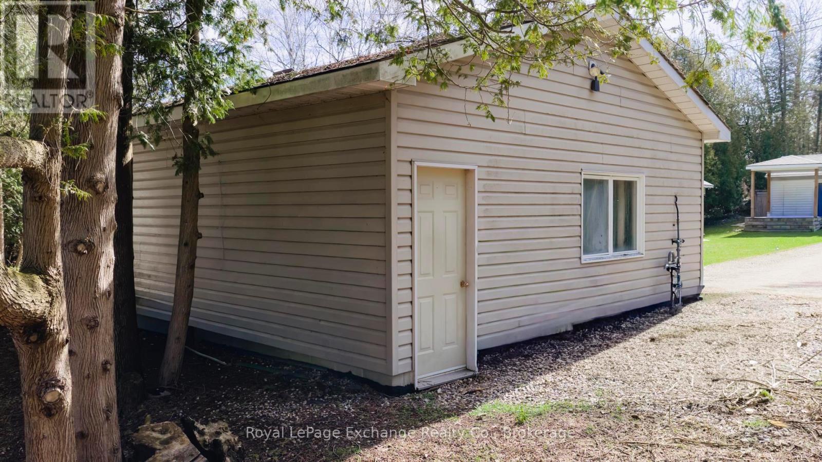 906 Victoria Road, Huron-Kinloss, Ontario  N0G 2R0 - Photo 10 - X13018994