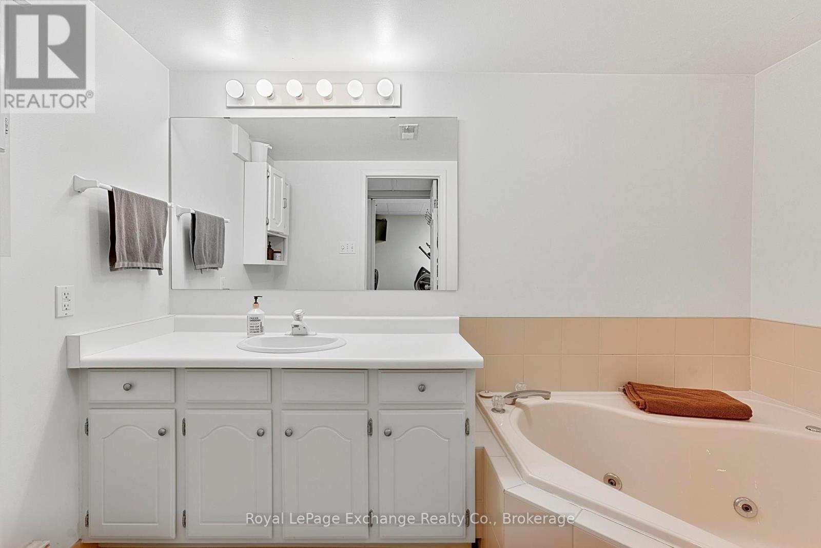 906 Victoria Road, Huron-Kinloss, Ontario  N0G 2R0 - Photo 39 - X13018994