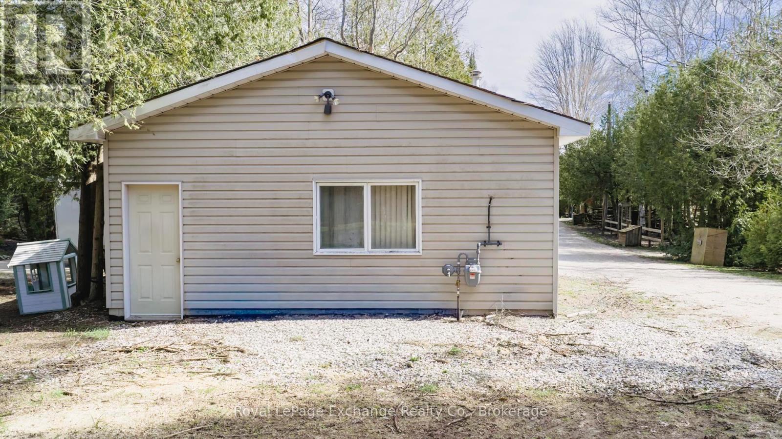 906 Victoria Road, Huron-Kinloss, Ontario  N0G 2R0 - Photo 9 - X13018994