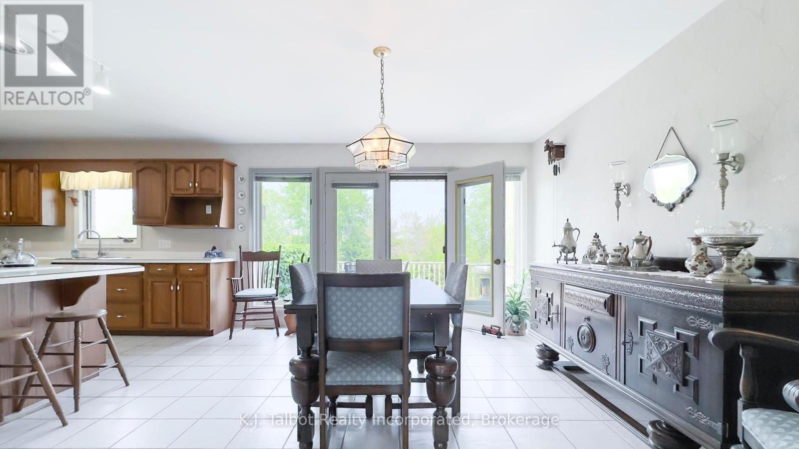 386 Templeton Street, North Huron, Ontario  N0M 1H0 - Photo 24 - X13019014