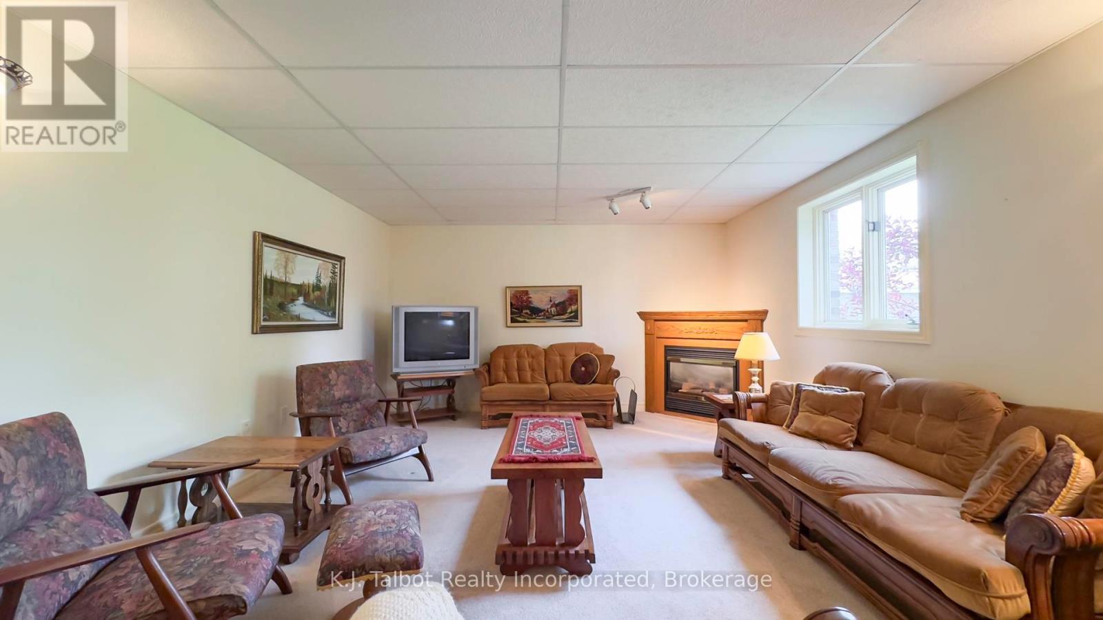 386 Templeton Street, North Huron, Ontario  N0M 1H0 - Photo 43 - X13019014