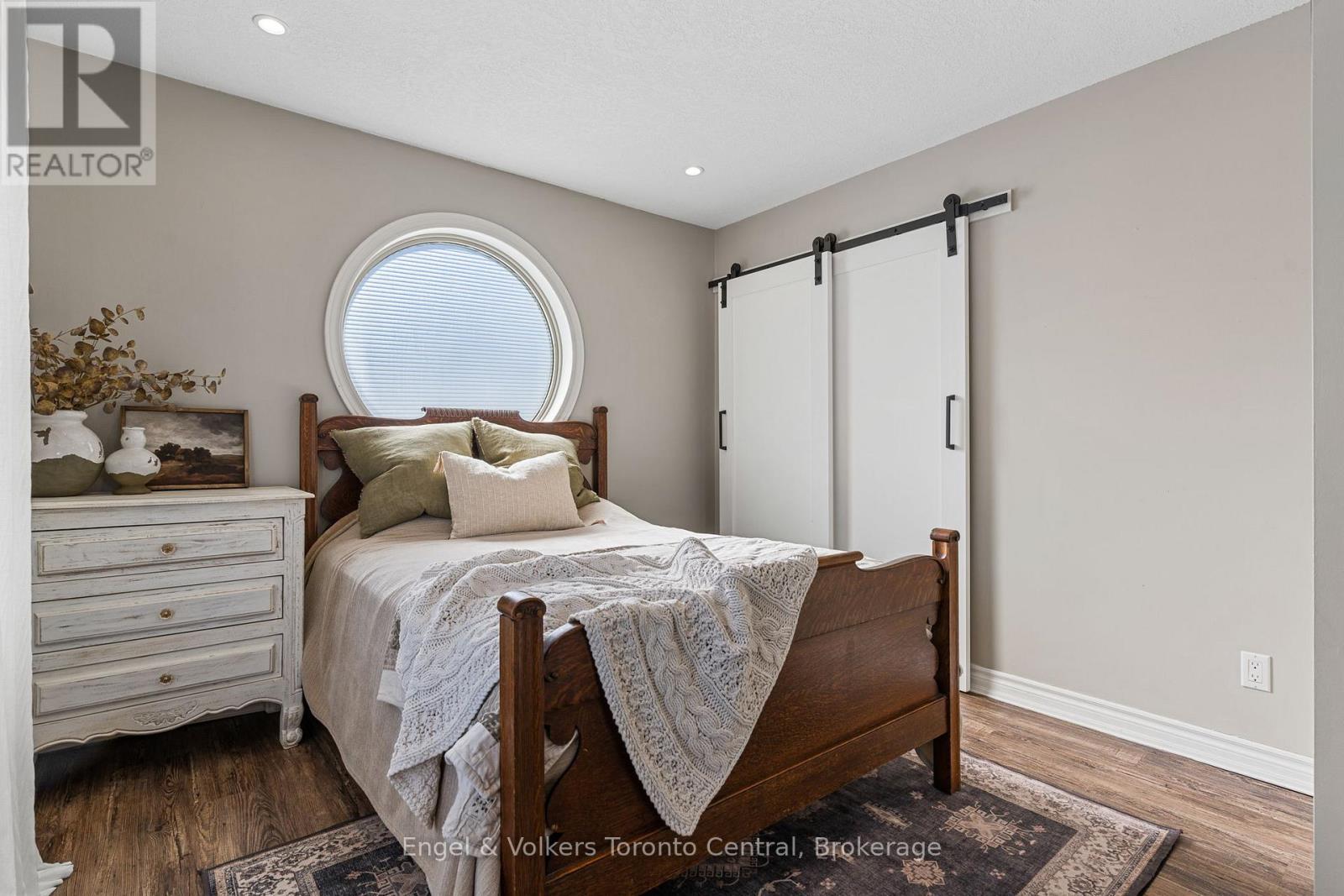 242 Somers Street, Georgian Bluffs, Ontario  N4K 6V5 - Photo 23 - X13019016