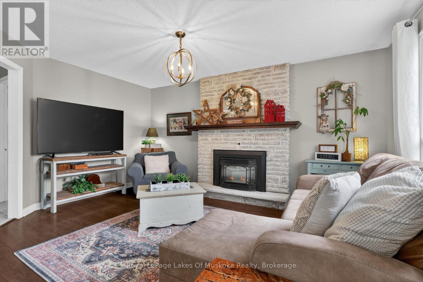 17 Silverwood Drive, Huntsville, Ontario  P1H 1N1 - Photo 5 - X13019056