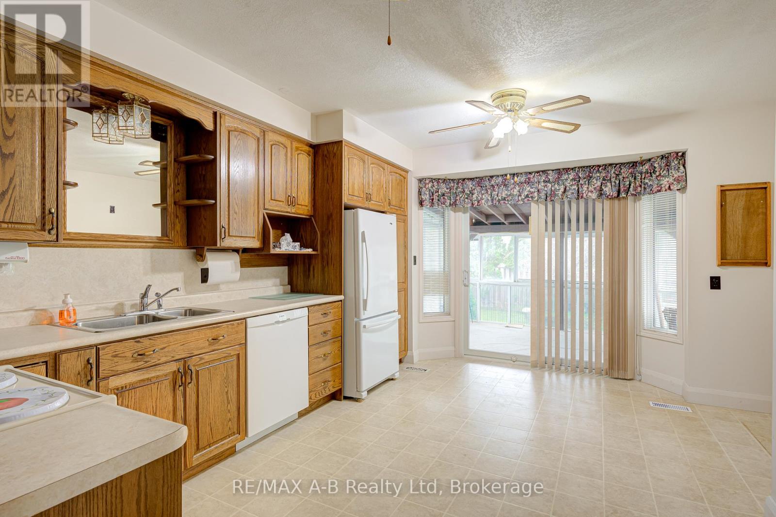 152 Birmingham Street, Stratford, Ontario  N5A 2T2 - Photo 15 - X13019068