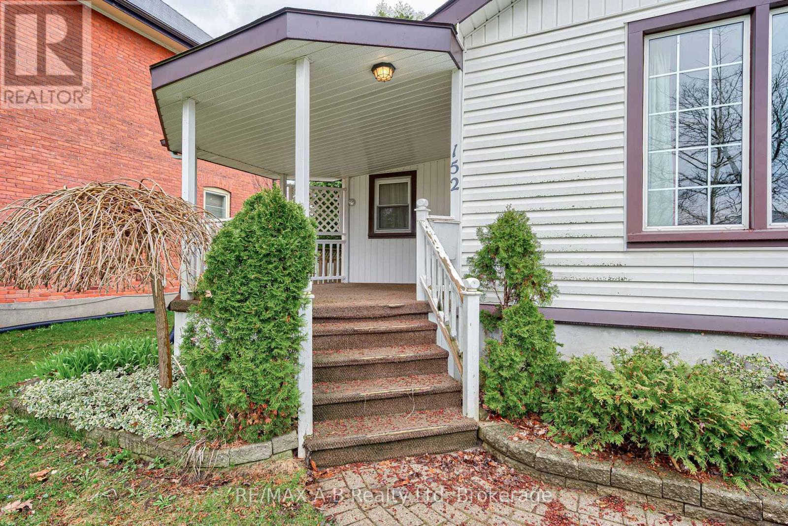 152 Birmingham Street, Stratford, Ontario  N5A 2T2 - Photo 4 - X13019068