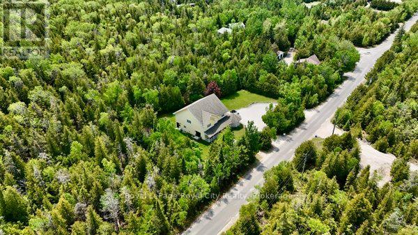 13 Elgin Street, Northern Bruce Peninsula, Ontario  N0H 2R0 - Photo 2 - X13019136