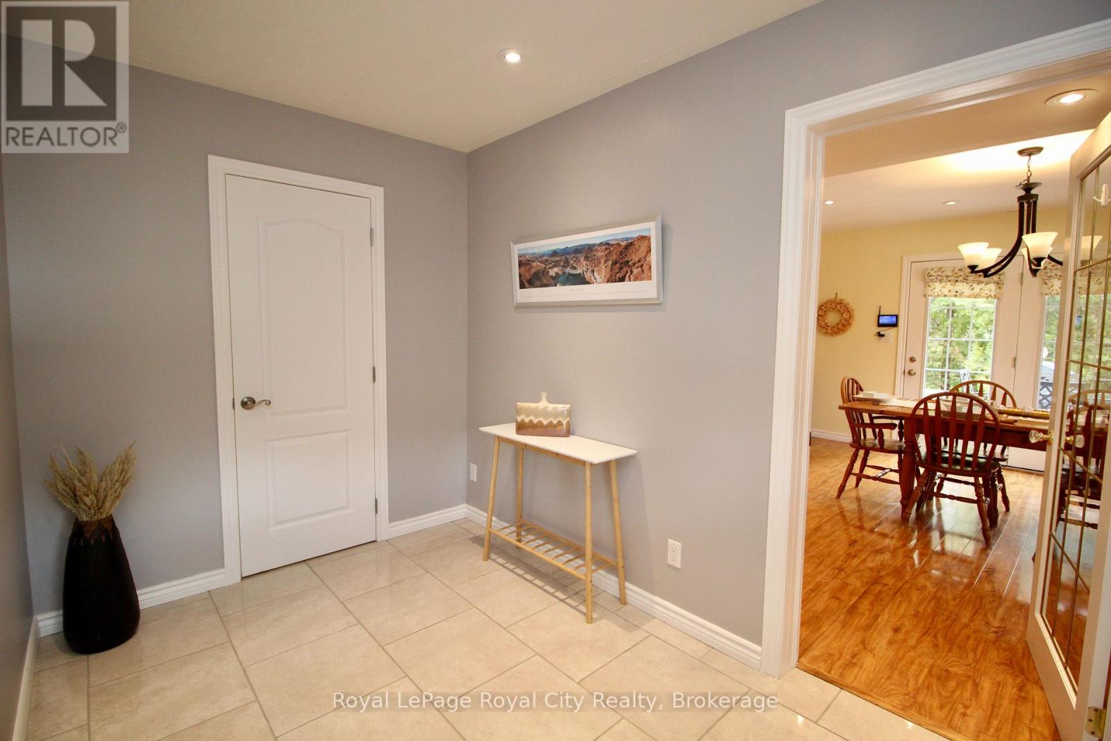 13 Elgin Street, Northern Bruce Peninsula, Ontario  N0H 2R0 - Photo 23 - X13019136