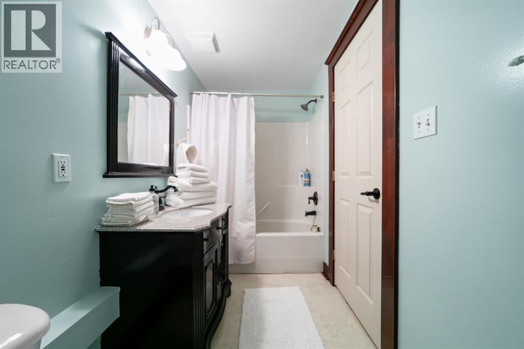 45217 Range Road 202, Rural Camrose County, Alberta  T0B 3L0 - Photo 29 - A2292201