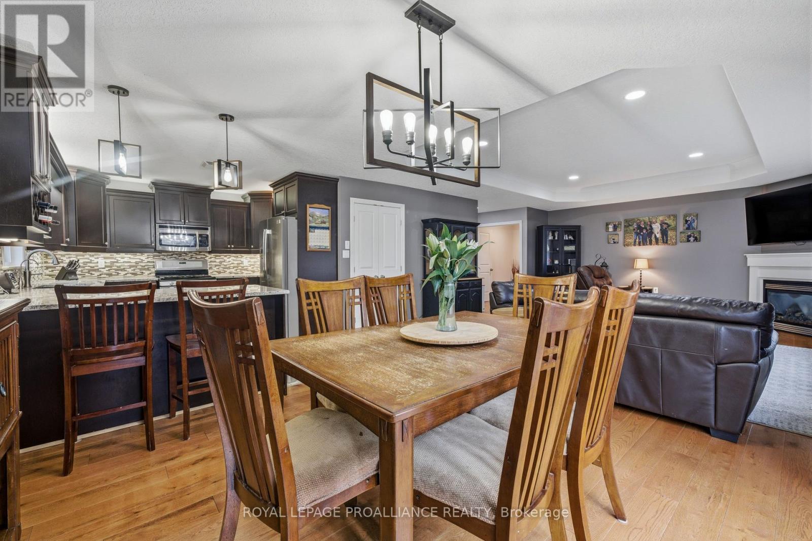 12 Pine Marsh Lane, Quinte West, Ontario  K8V 0A5 - Photo 13 - X13019100