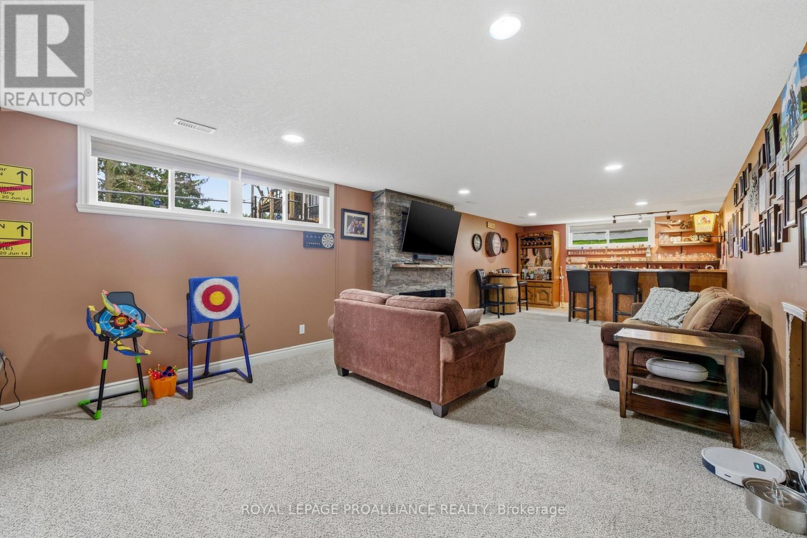 12 Pine Marsh Lane, Quinte West, Ontario  K8V 0A5 - Photo 29 - X13019100